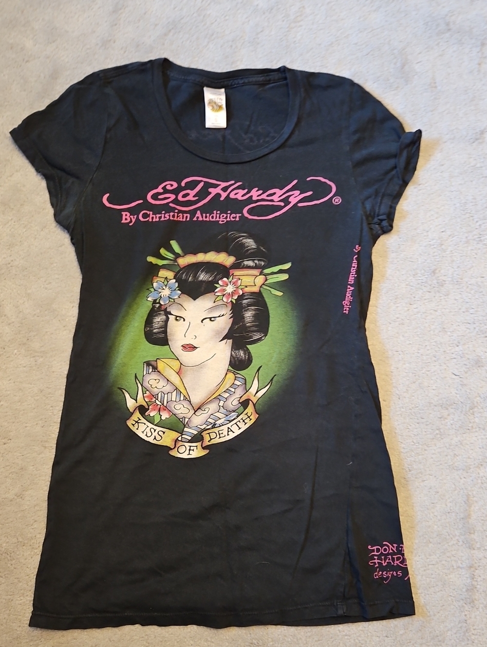 Ed Hardy Black Short-Sleeve Tee with Pink Logo and Geisha Graphic